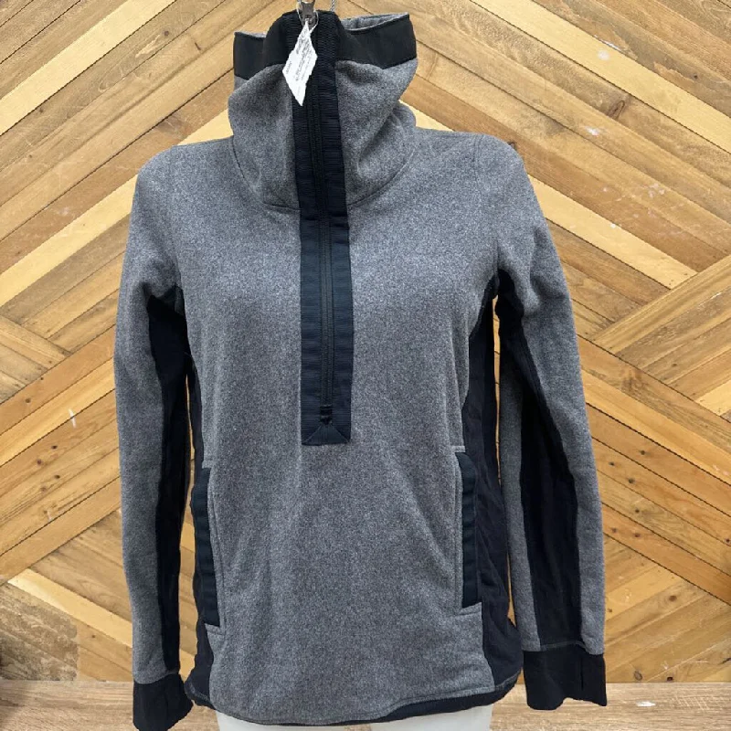 Lululemon - Women's 1/2-Zip Fleece - MSRP comp $138: Grey/Black-women-6