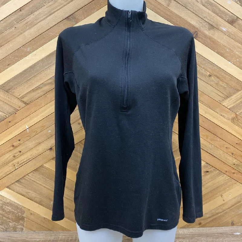 Patagonia - Women's 1/4 zip pullover- MSRP$109: Blue-women-LG